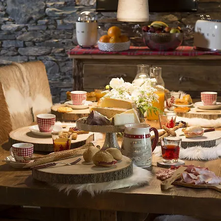 Anisor - Parblanc Couette-café 4*