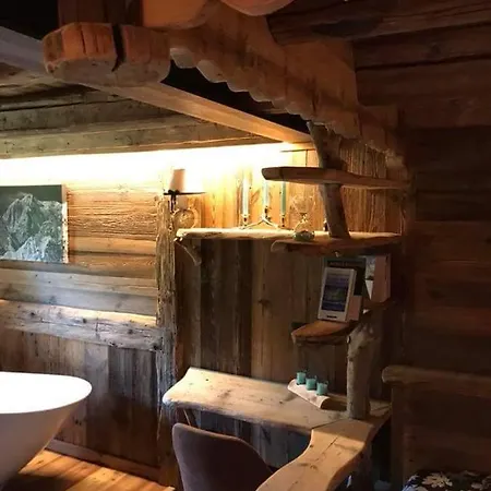 Couette-café Anisor - Parblanc 4*